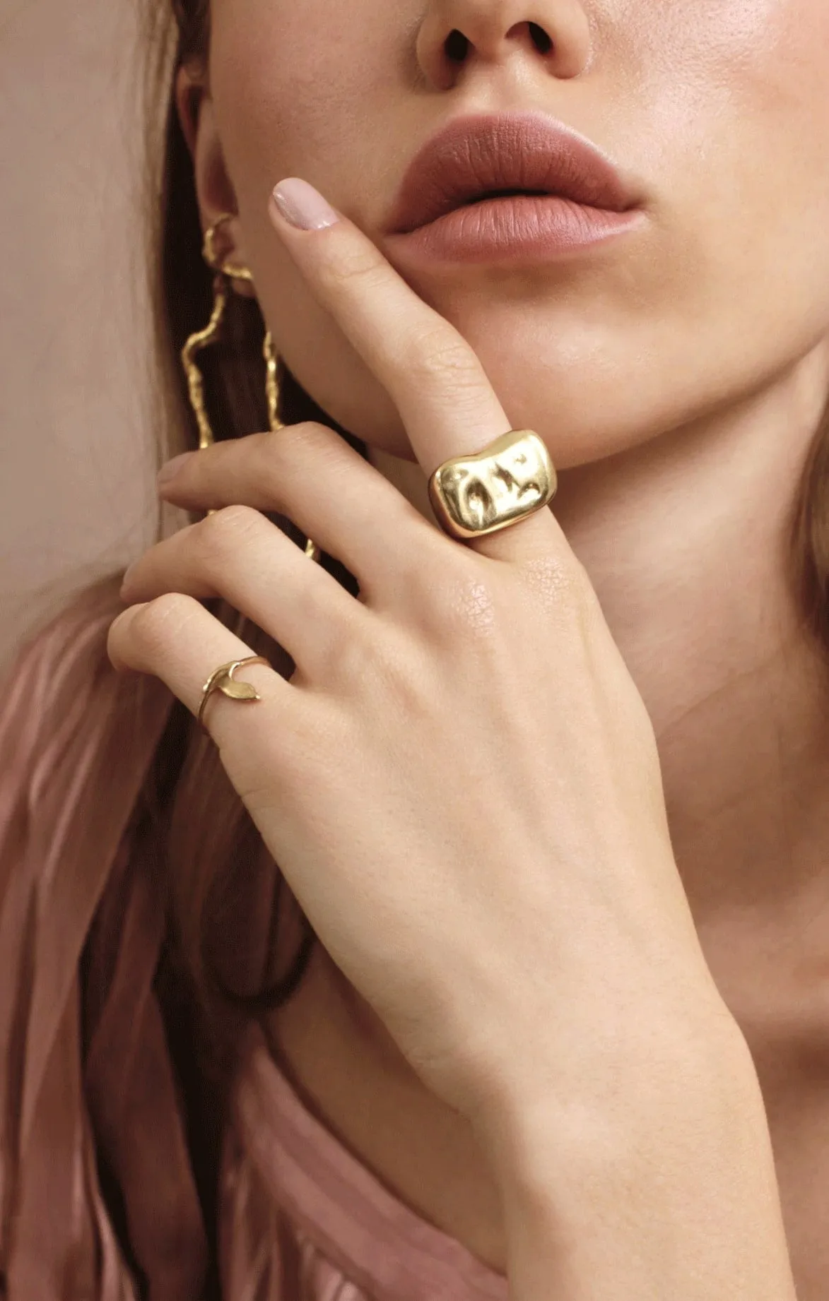 Lava Signet Ring